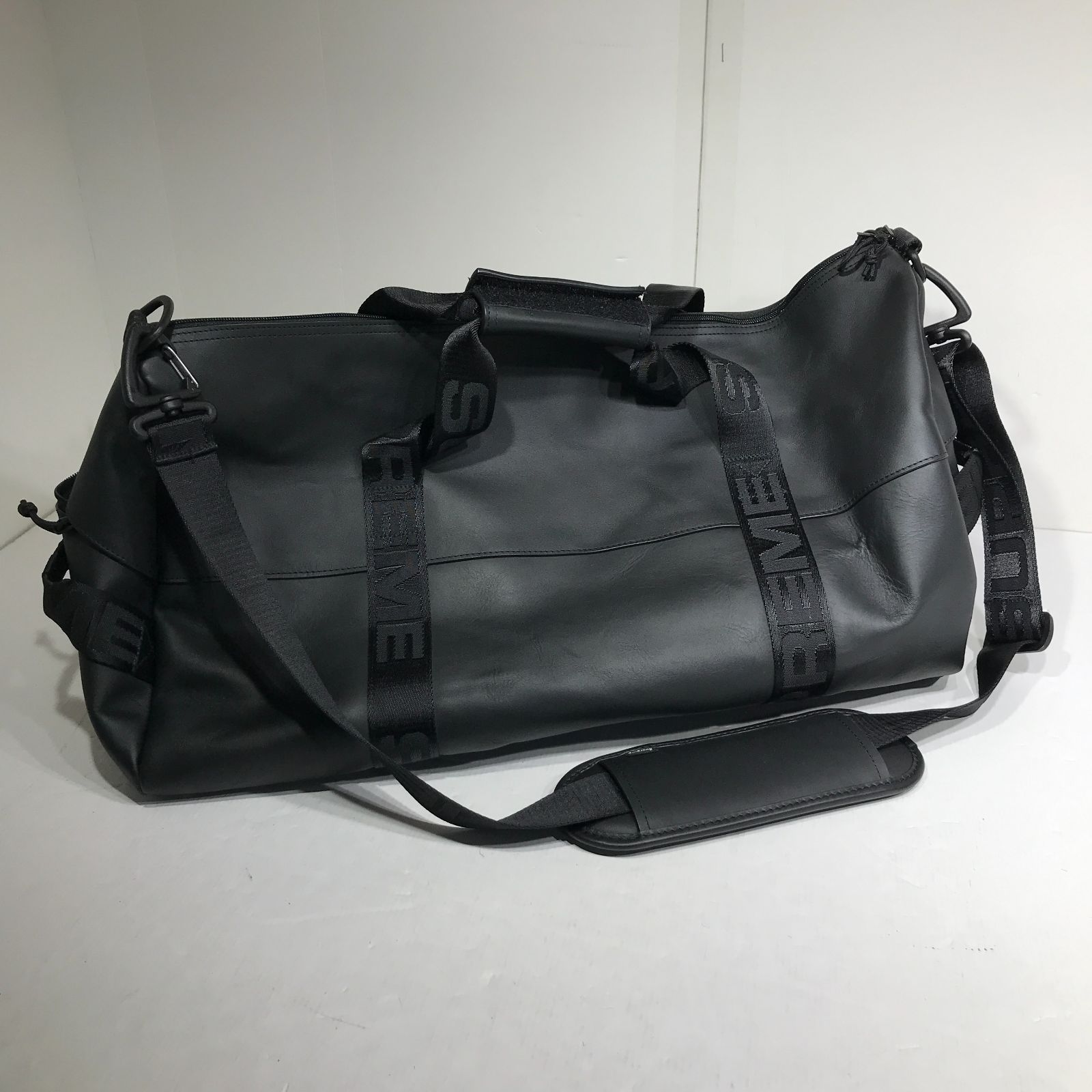 城東79-011】Supreme シュプリーム 23AW Leather Duffle Bag レザー 