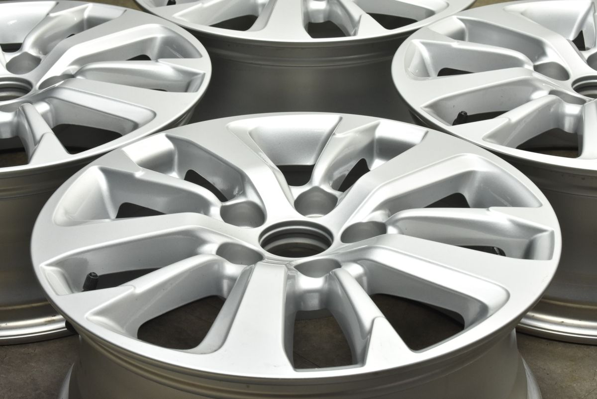 新車外し 美品】トヨタ ヤリスクロス 純正 16in 6.5J +45 PCD114.3 4本