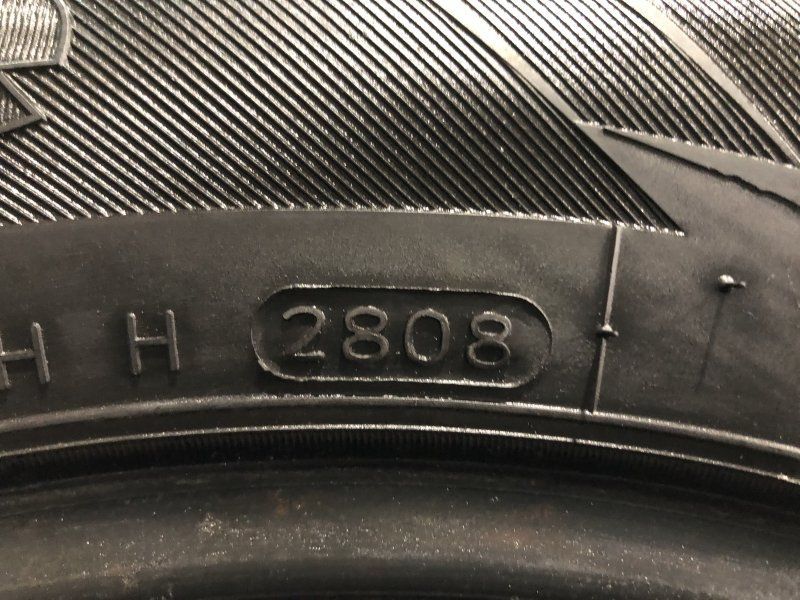 【品質は100％満足保証】 HANKOOK winter I Pike 195 65R15 15インチ スパイクタイヤ 4本 バリ溝 カップピン プリウス セレナ ヴォクシー等 KTK420 さっぱりした