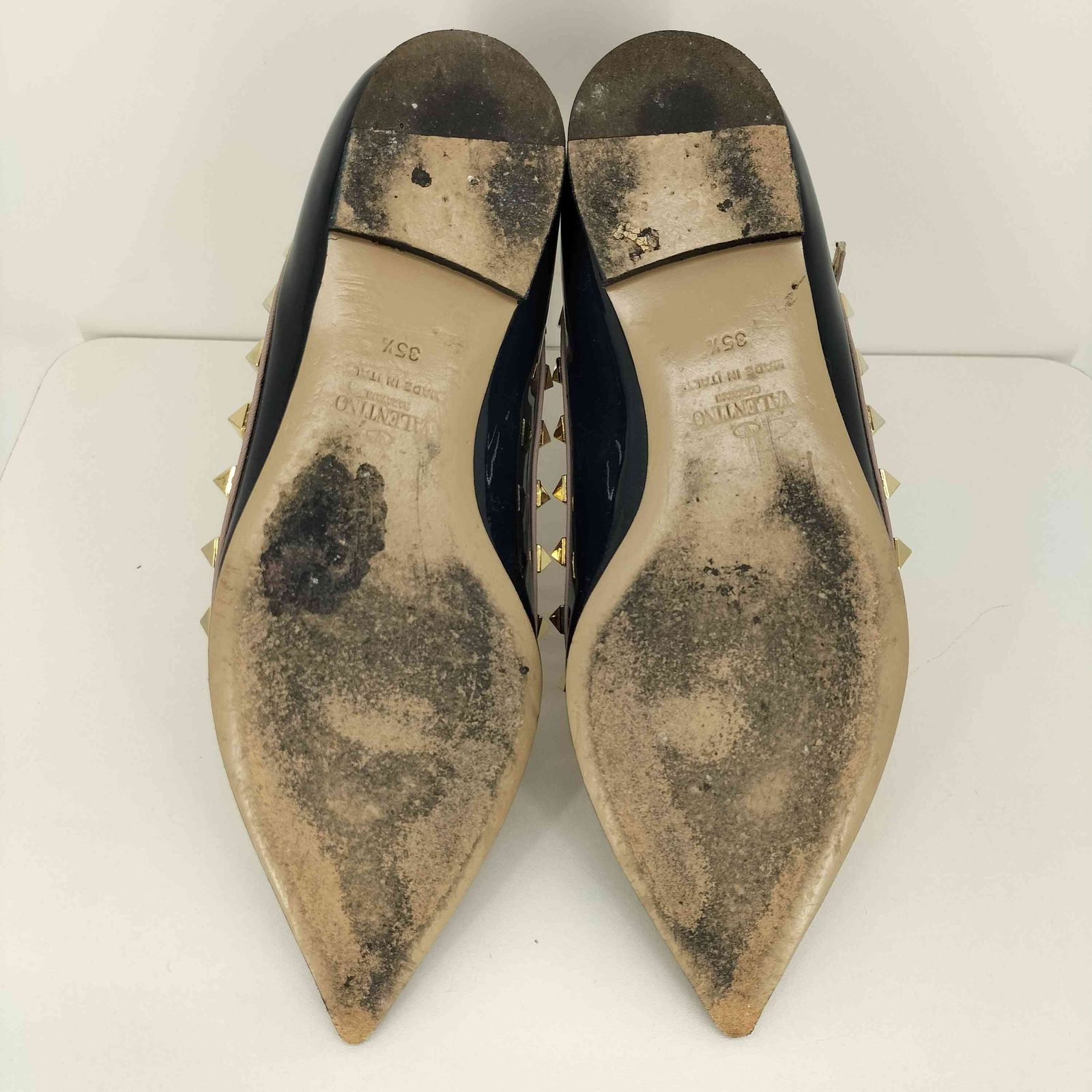 ヴァレンティノガラヴァーニ VALENTINO GARAVANI ロックスタッズ