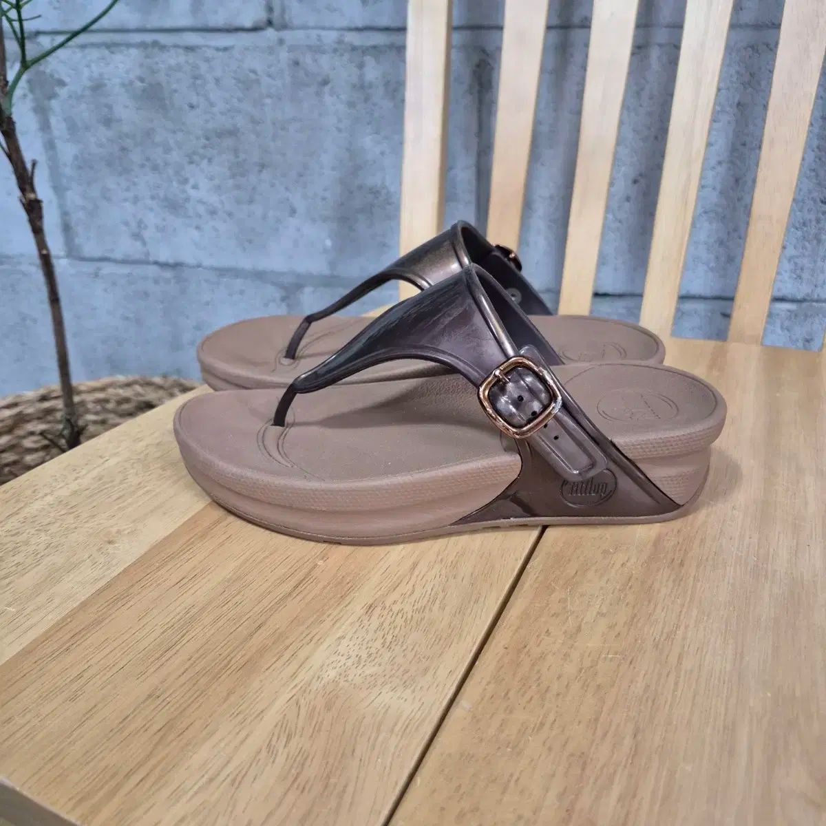 【FITFLOP】フリップフロップ スリッパ【SALE】★追跡/送料込み FITFLOP(フィットフロップ) スーパーゼリー フリップフロップ