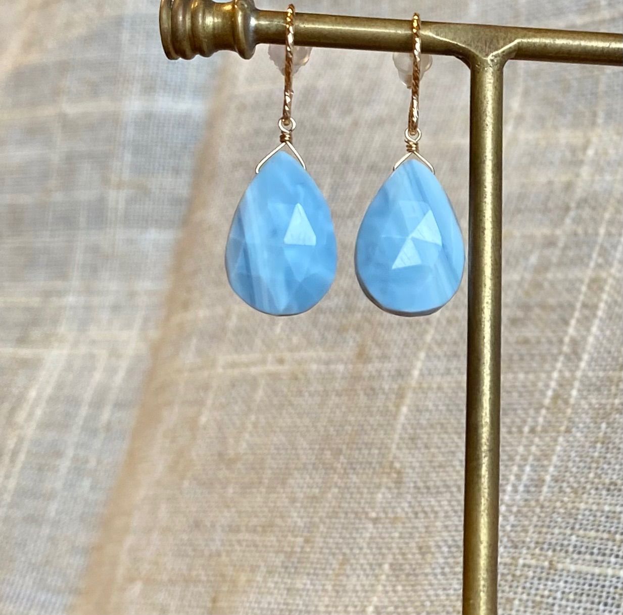 天然石 14kgf ブルーオパール ペアシェイプ シンプルピアス アレルギー  