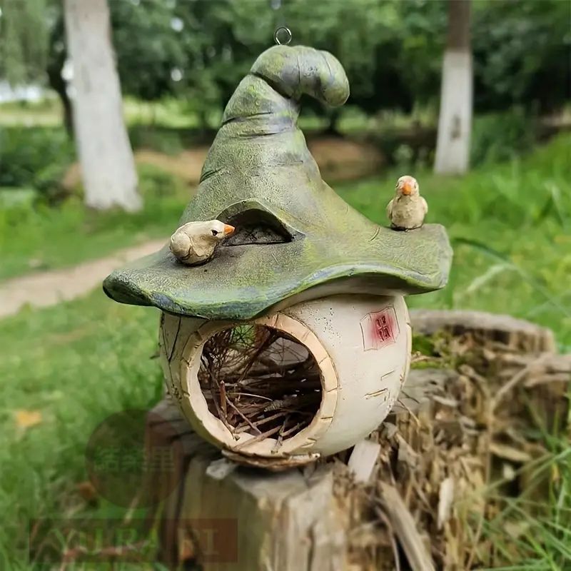 【新品未使用】ヴィンテージ風の樹脂製鳥の家 - 庭や庭園の装飾に最適な屋外用吊り下げオーナメント#128
