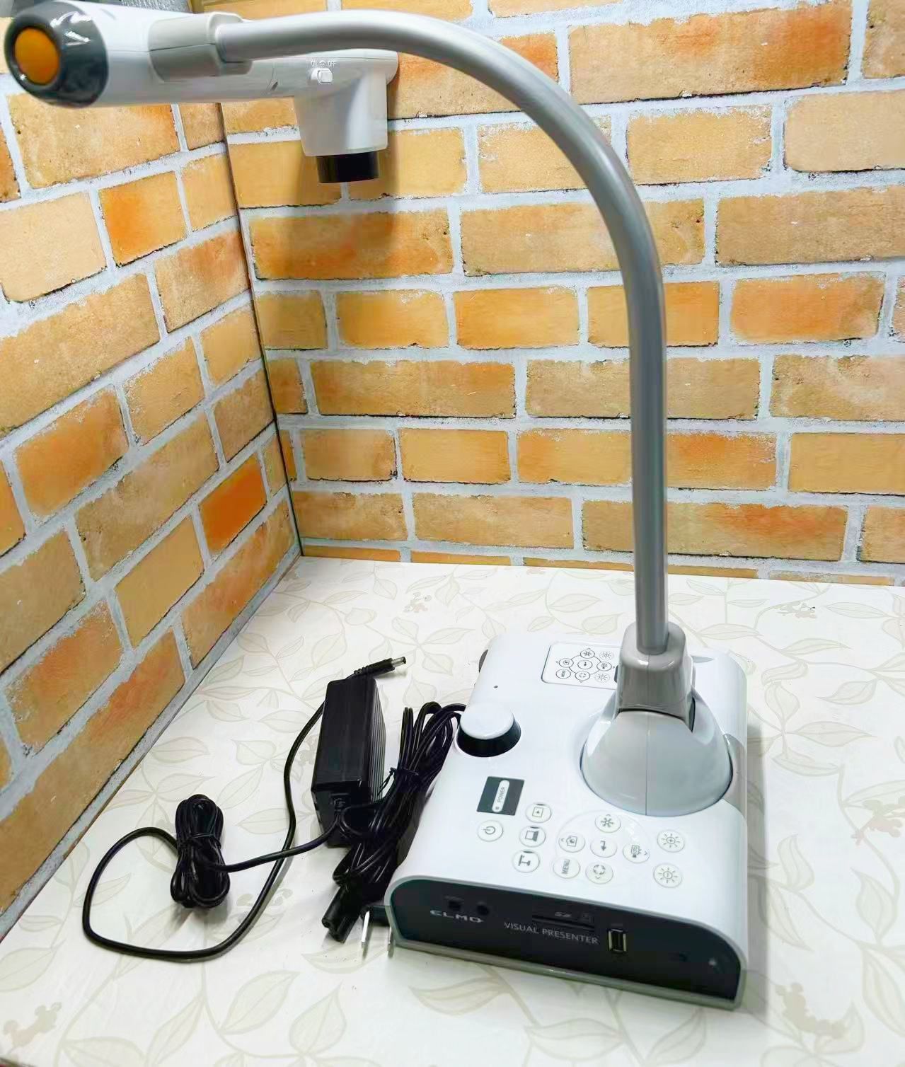 2YXL0016 動作品 エルモ社 書画カメラ L-12F