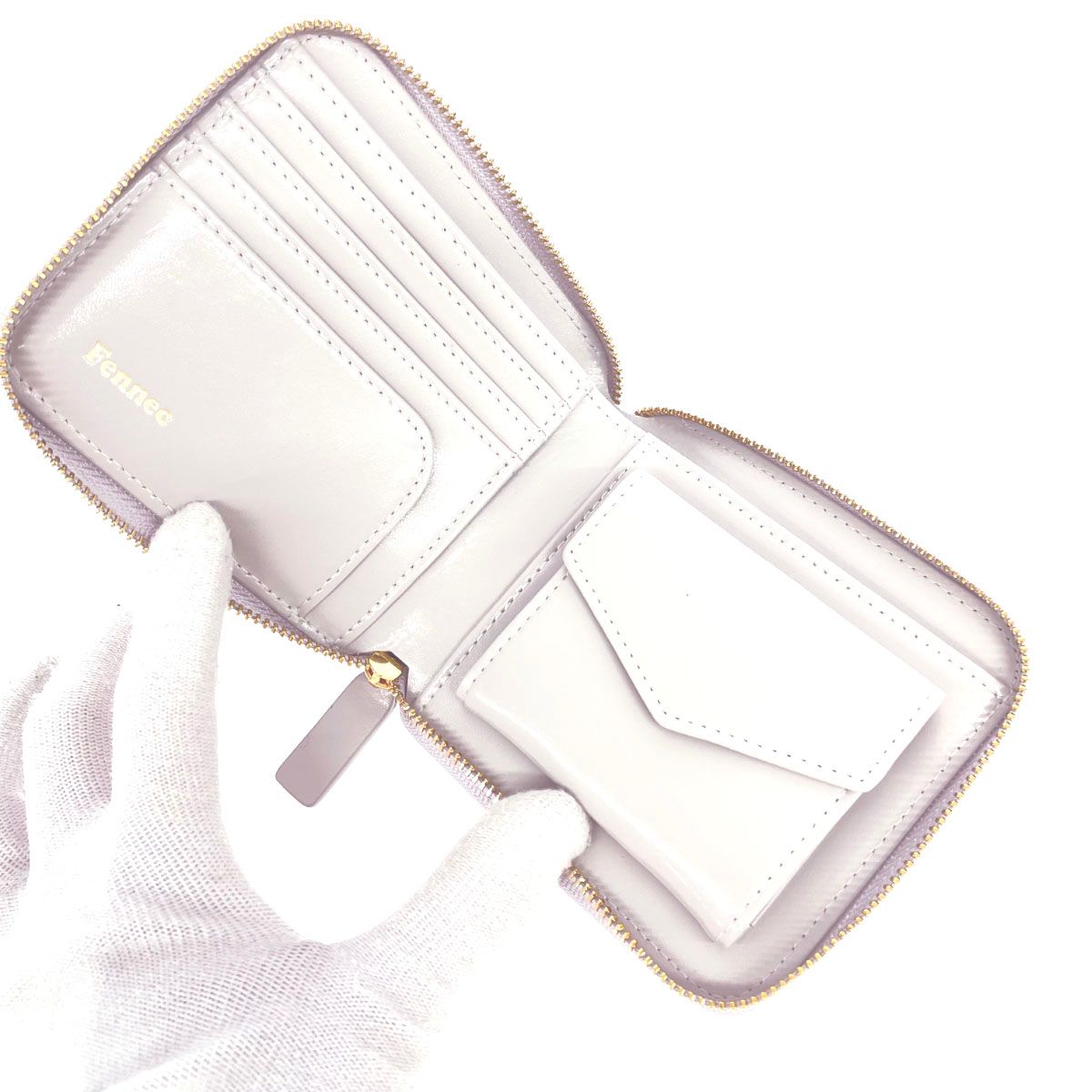 FENDI フェンディ ピーカブー セレリア ターンロック 二つ折り財布