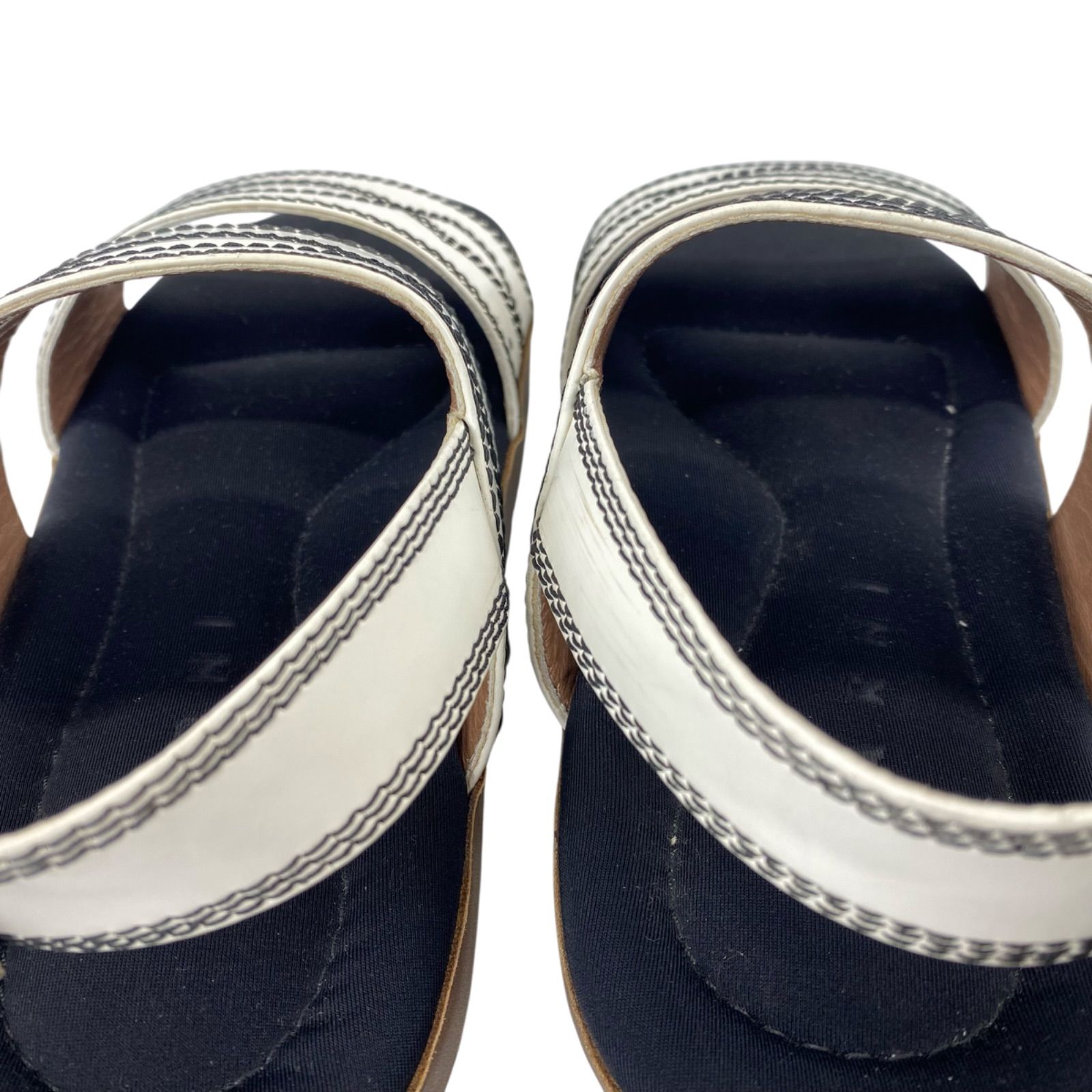 マルニ MARNI フラットサンダル ステッチ ホワイト カーフ 37、24cm 