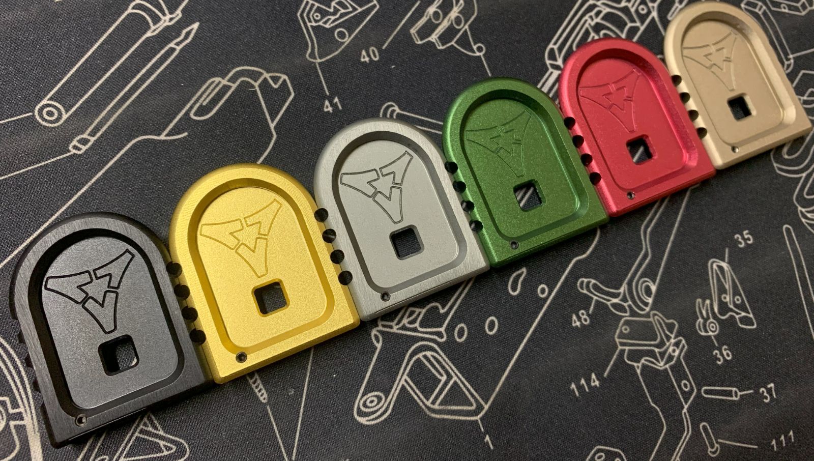 【激安大特価，低価】 GUNDAY KIタイプ P320用マガジンメタルプレート 各色 その他