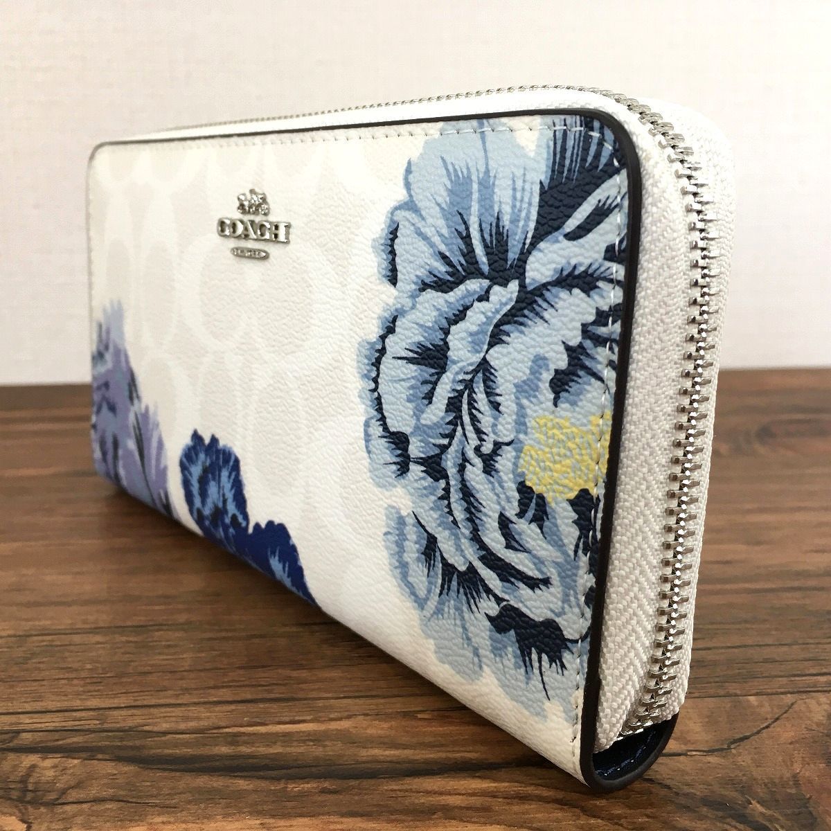 未使用品 COACH ジップウォレット ホワイト 花柄 450 - 通販