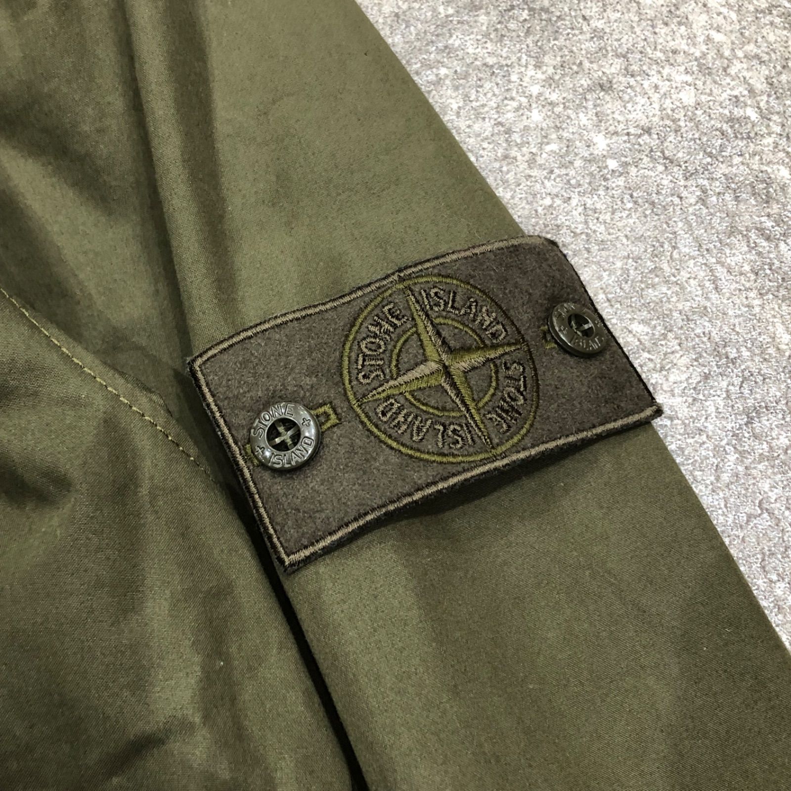 参考上代140800円 美品 STONE ISLAND GHOST / OVER SHIRT 参考上代140800円 美品 STONE ISLAND GHOST / OVER SHIRT