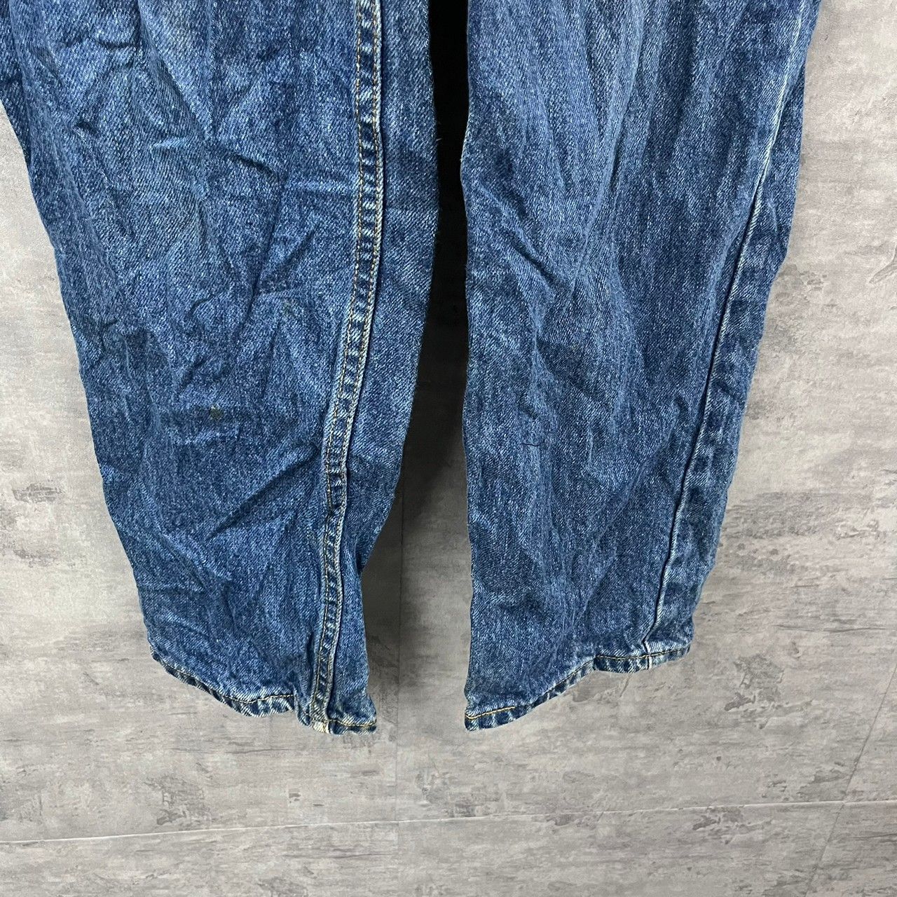 お歳暮 2024 Levi's550 ブルー リラックステーパード ジップフライ デニム パンツ