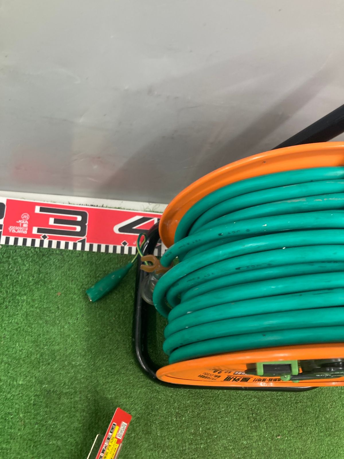 中古】トラスコ コードリール TBE-30KC 漏電遮断器・設置付 屋外用防雨