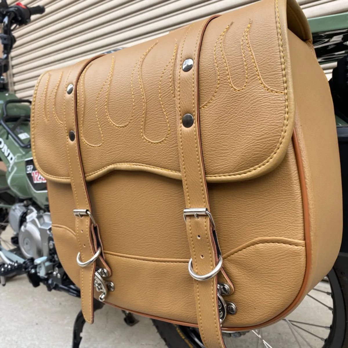 パラダイスサイドバック モカフレイム カーブフック金具 11 L