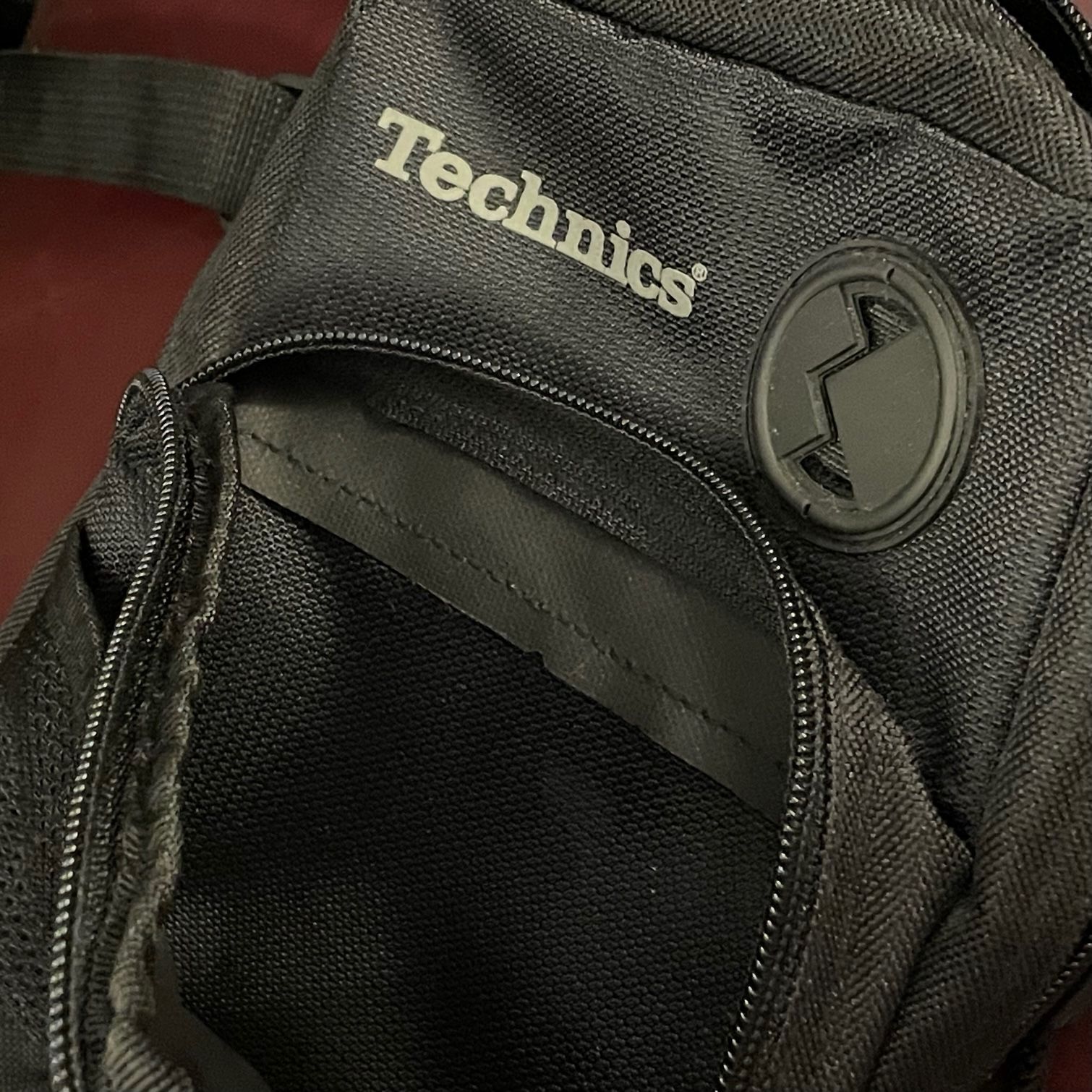 激レア Technics ショルダーバッグ ブラック - メルカリ