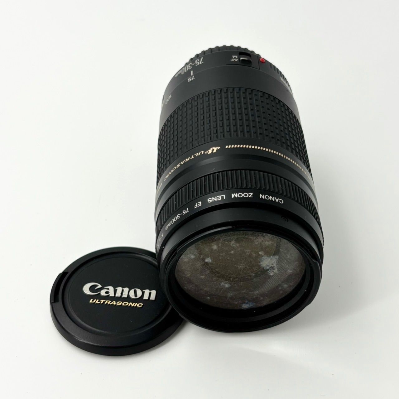 CANON キャノンズームレンズ EF 75-300 F4-5.6Ⅱ ケース付き