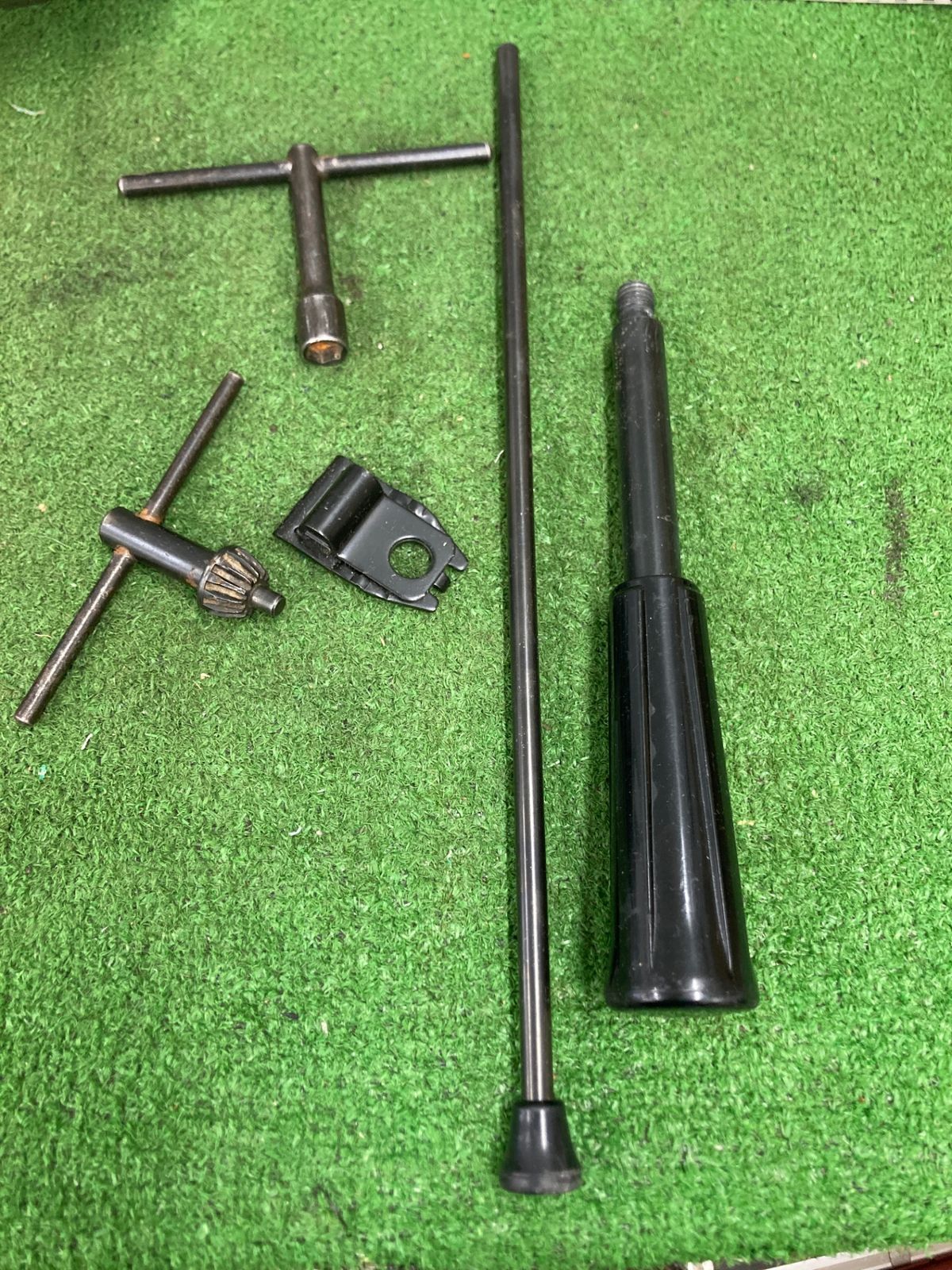 品 0922 makita マキタ 13㎜電気ドリル ブレーキ付 鉄工13㎜ 木工30㎜ 6305A ITDOVKJJ311Y HRDEVELOPMENT_JP