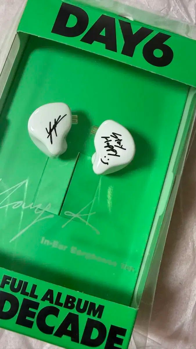 DAY6(デイシックス) The DECADE ヨンケイ(Young K) インイヤー
