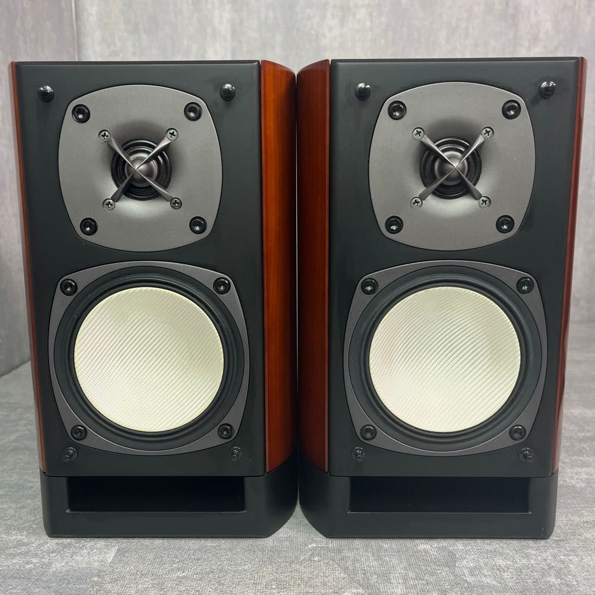 高音質ブックシェルフ型 木目仕上げ