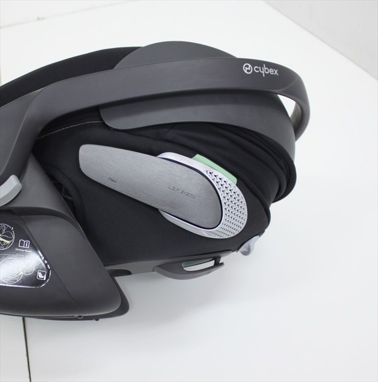 cybex ベビーシート