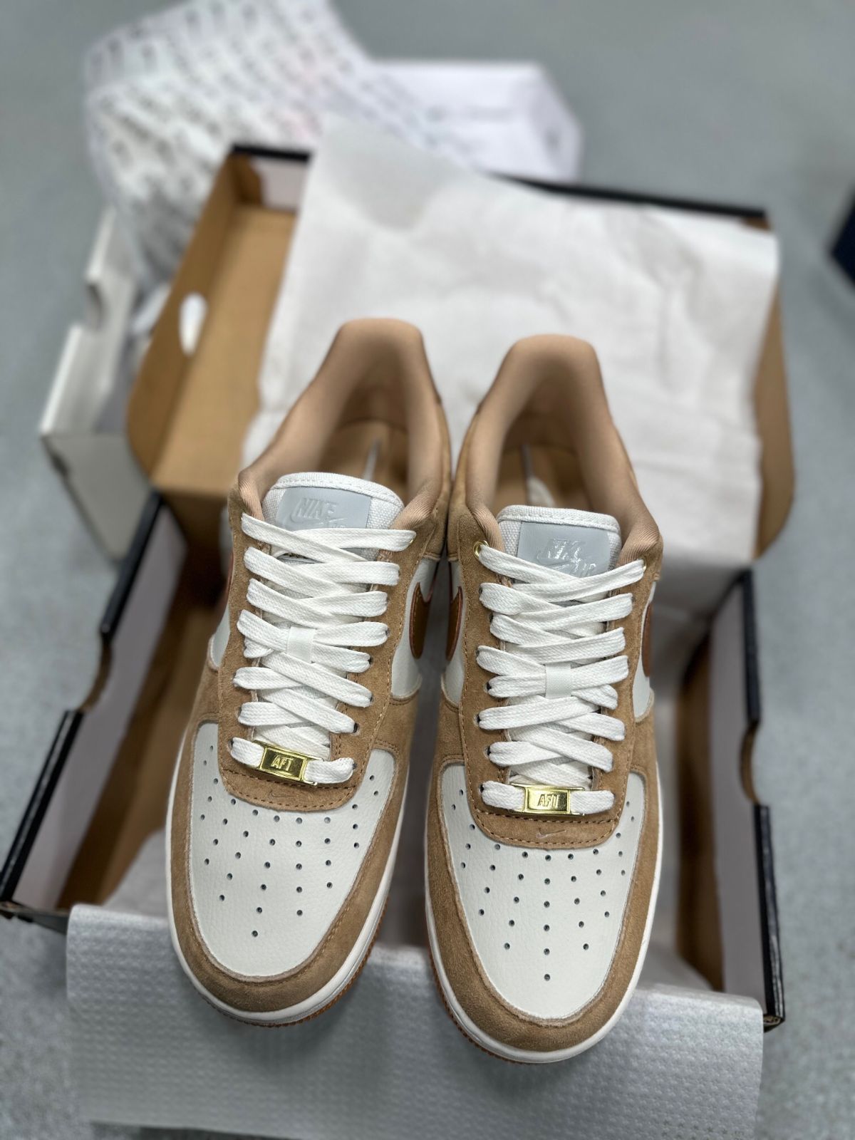 ⭐️新品未使用⭐️ Nike WMNS Air Force 1 Low LXX 