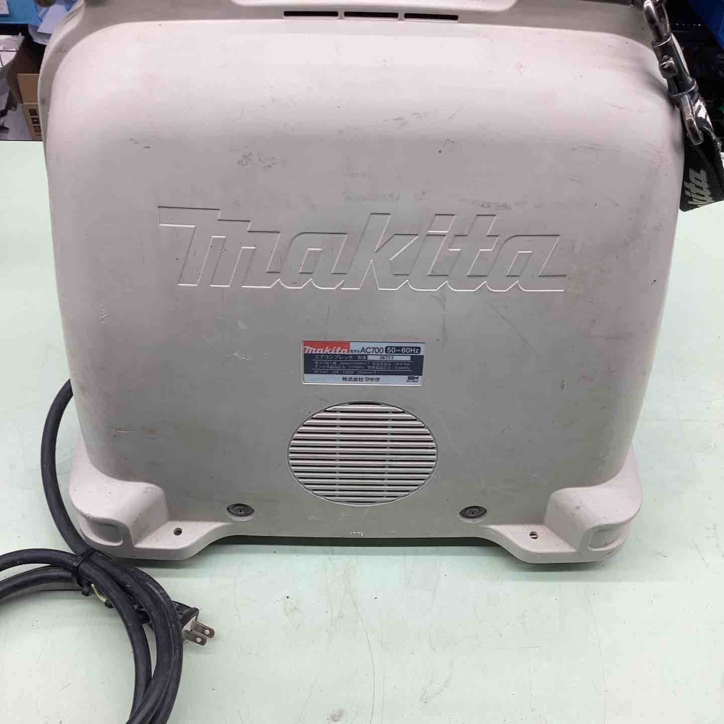 ☆マキタ(makita) エアコンプレッサー AC700【越谷店】 - メルカリ
