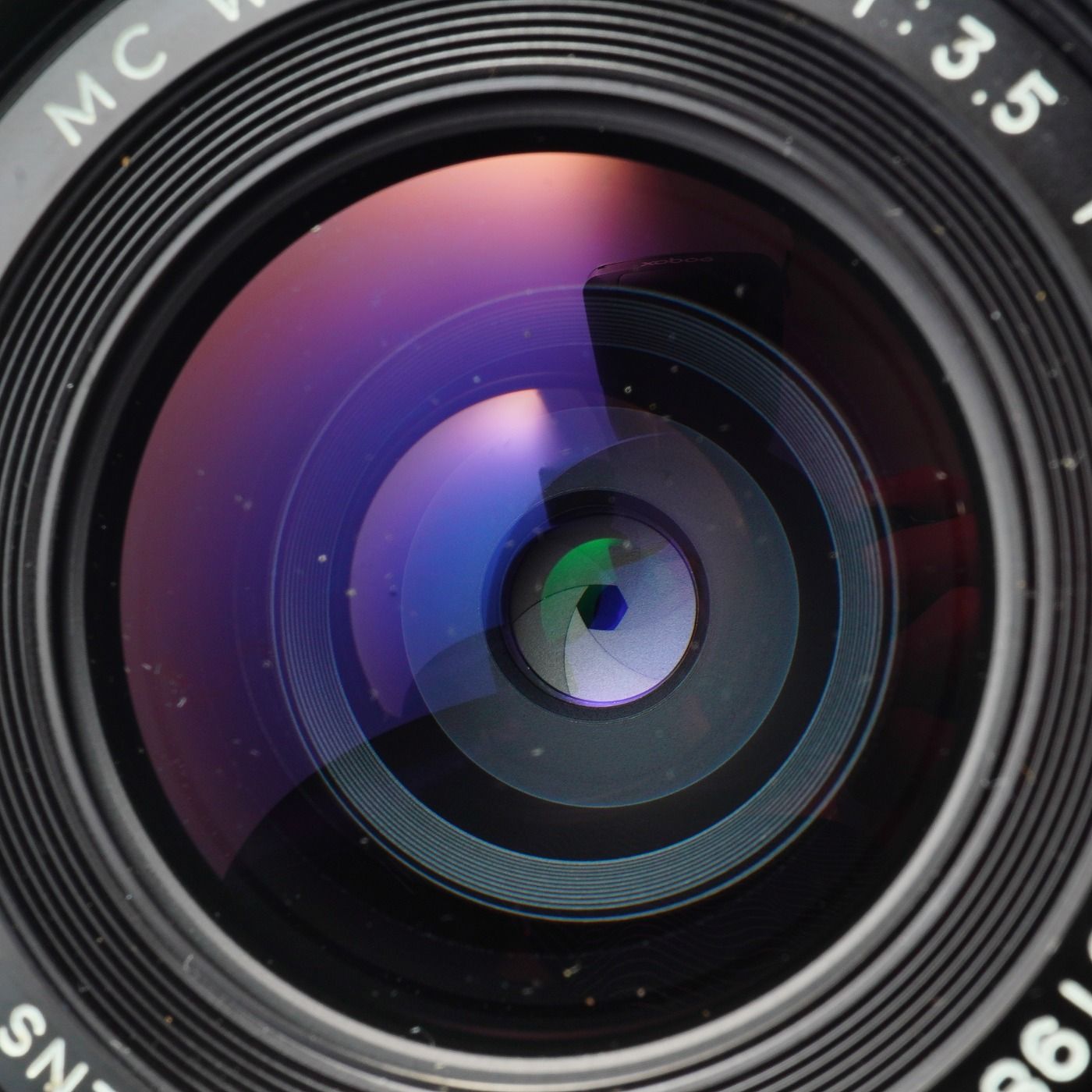 MINOLTA ミノルタ MC W.ROKKOR 28mm F/3.5 単焦点レンズ - メルカリ