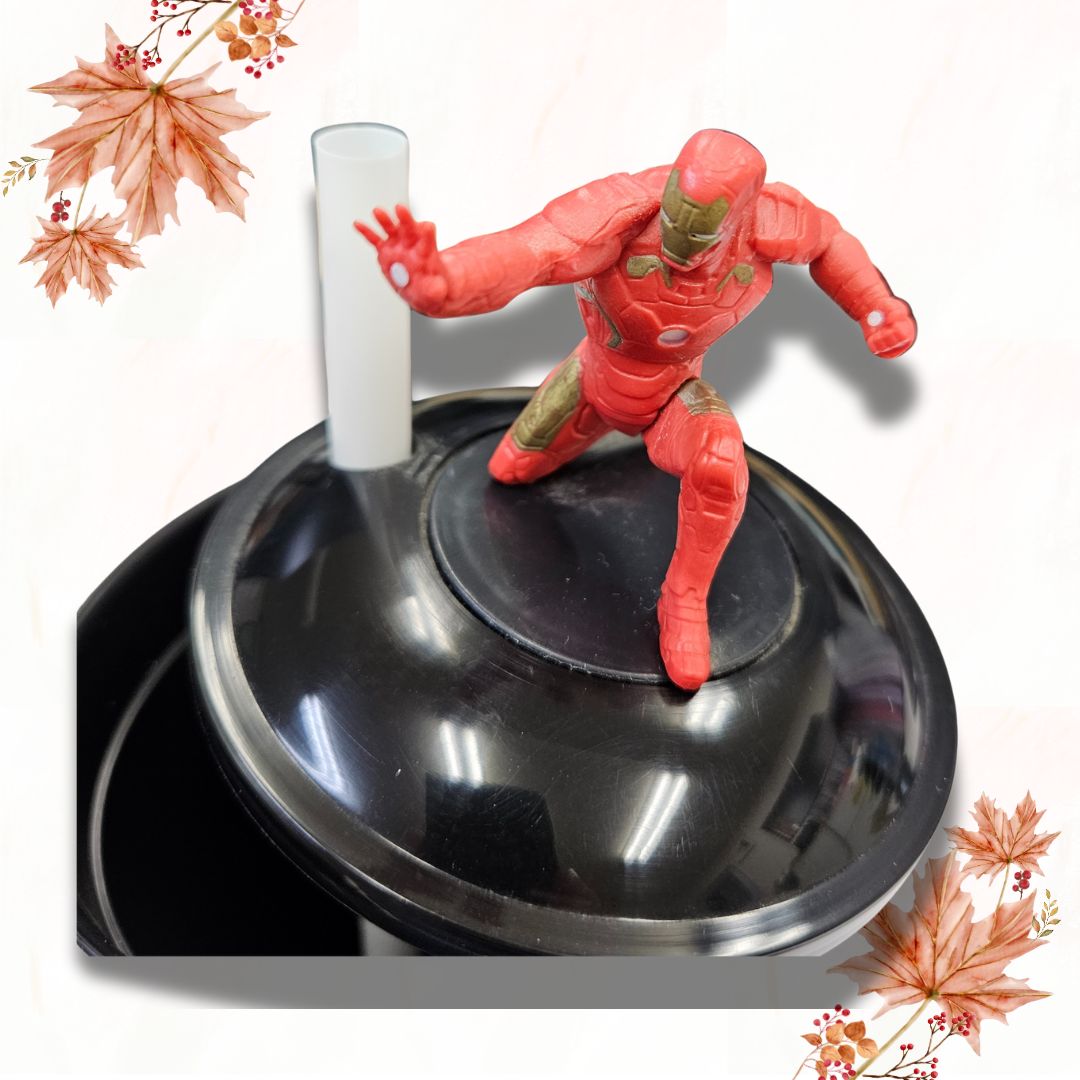 美品　マーベル　アベンジャーズ　劇場限定　タンブラー　ドリンクボトル　フィギュア MARVEL アベンジャーズ 劇場限定 ドリンクカップ アイアンマン