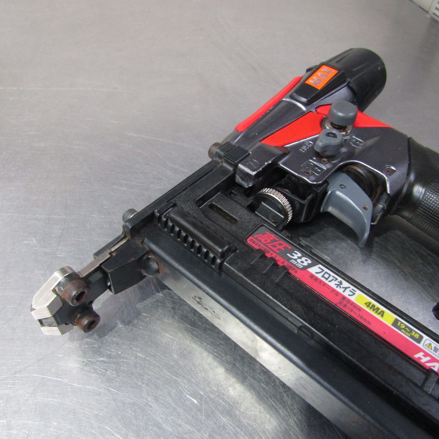 ☆マックス(MAX) 高圧フロアタッカー HA-38F4(D)【町田店】