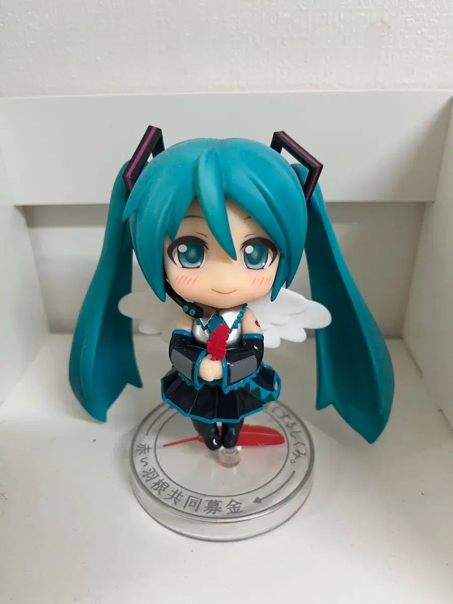 初音 ミク いい笑顔 レッドウィングス 共同募金キャンペーン 作成 70 記念日 フィギュア