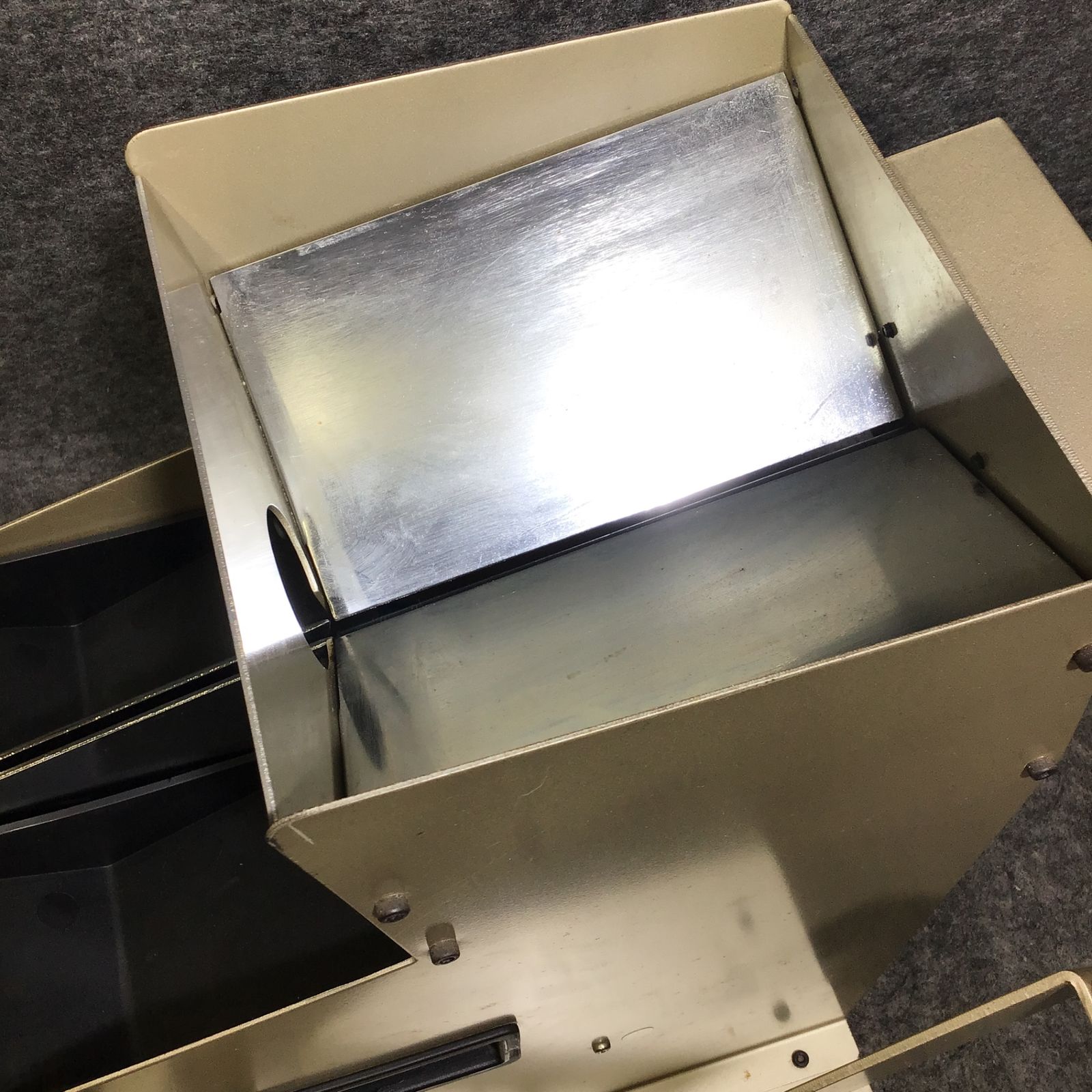 中古品】マキタ(makita) サイディング用釘連結機 RN500【桶川店