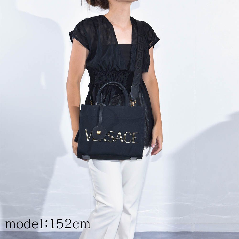 豪華なスタッズ装飾✨　VERSACE メデューサ スタッズ　ベルト 95/38 入手困難✨ ヴェルサーチ ベルト スタッズ メデューサ 金具