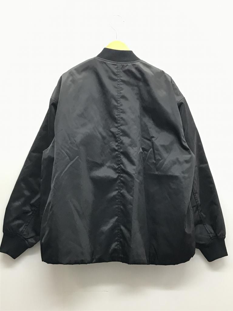 ジップアップ み