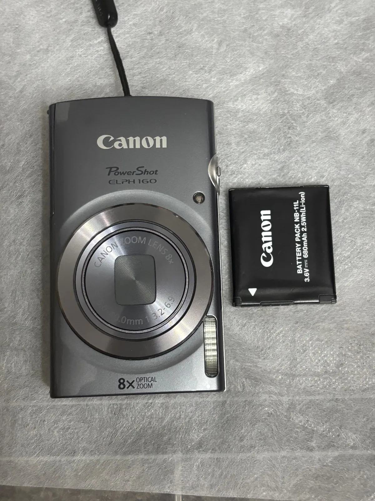 Canon PowerShot ELPH 110 HS 液晶ひび割れあり