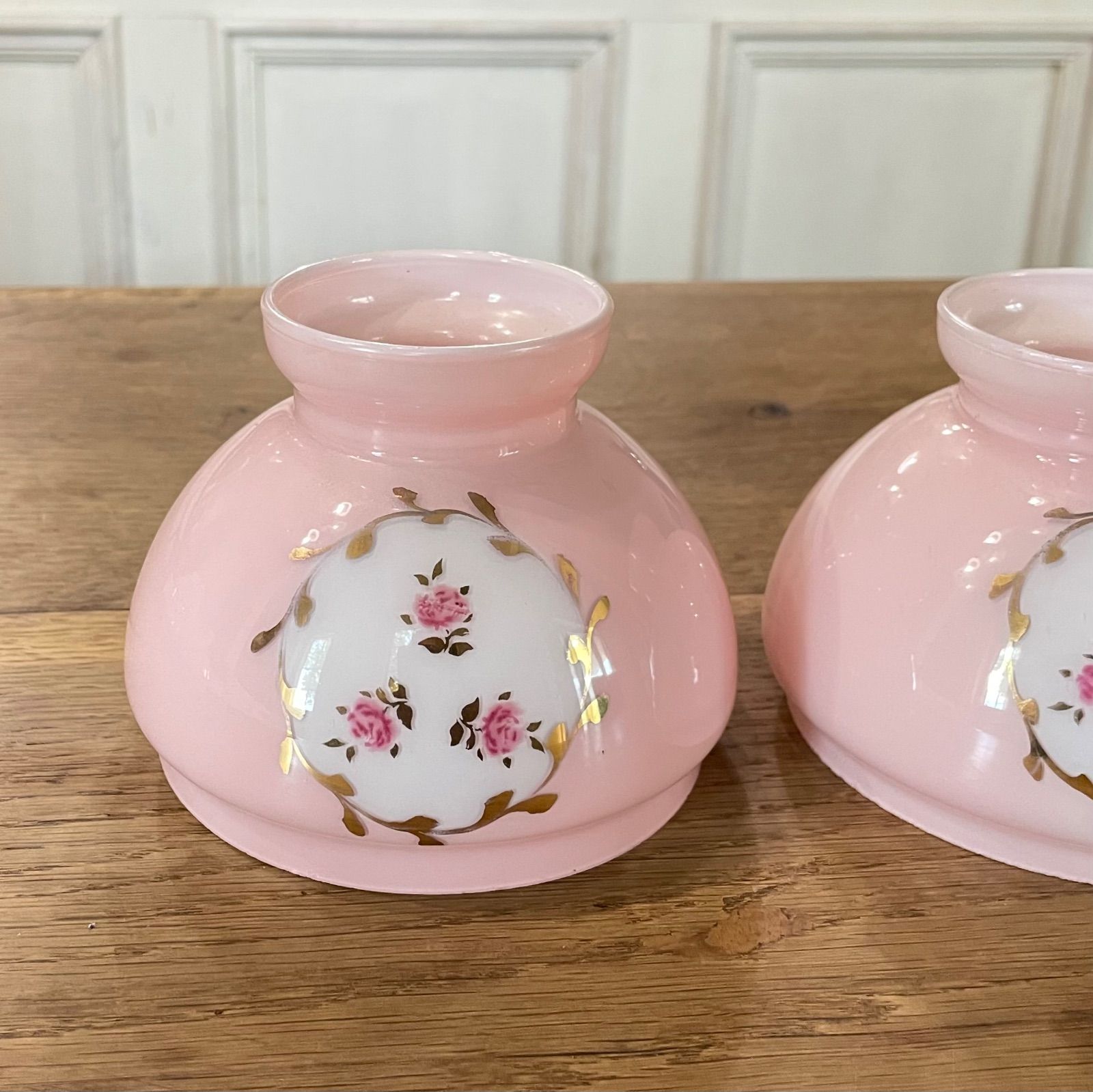 2個セット フランスアンティーク ピンク 小花 ランプシェード 照明器具 古ガラス フレンチインテリア 691-A
