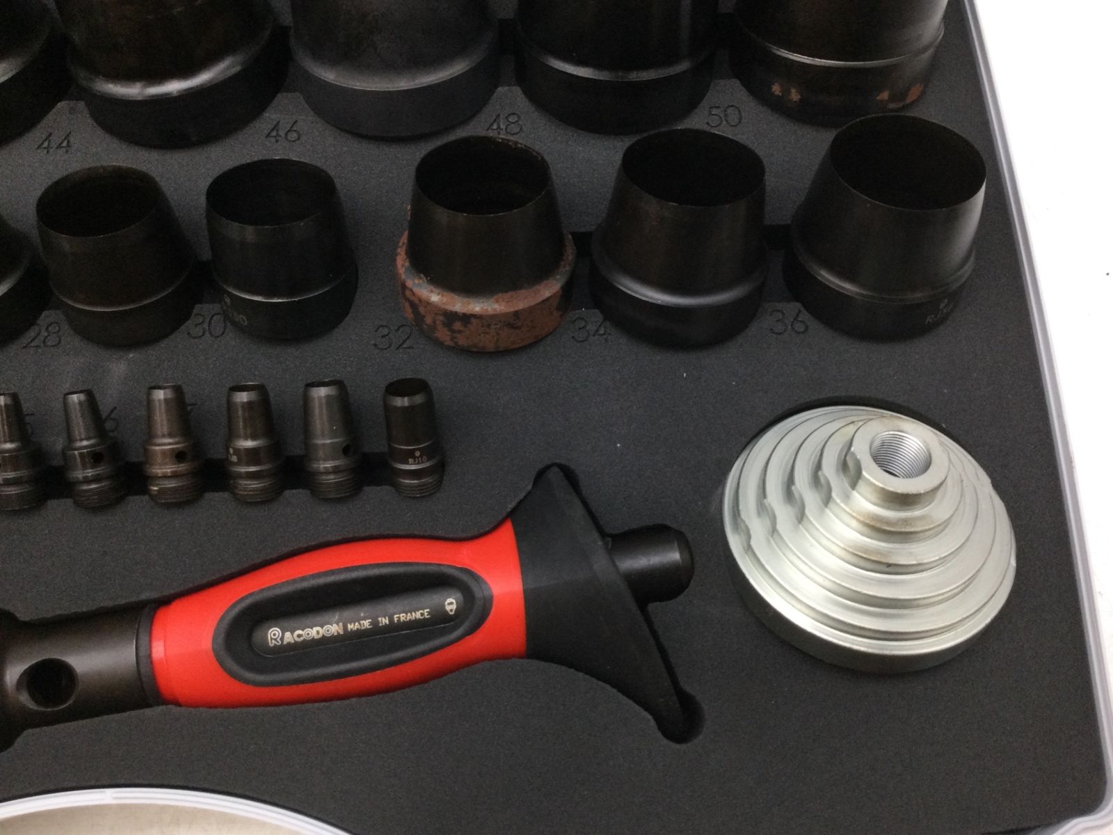 RACODON 穴あけポンチ