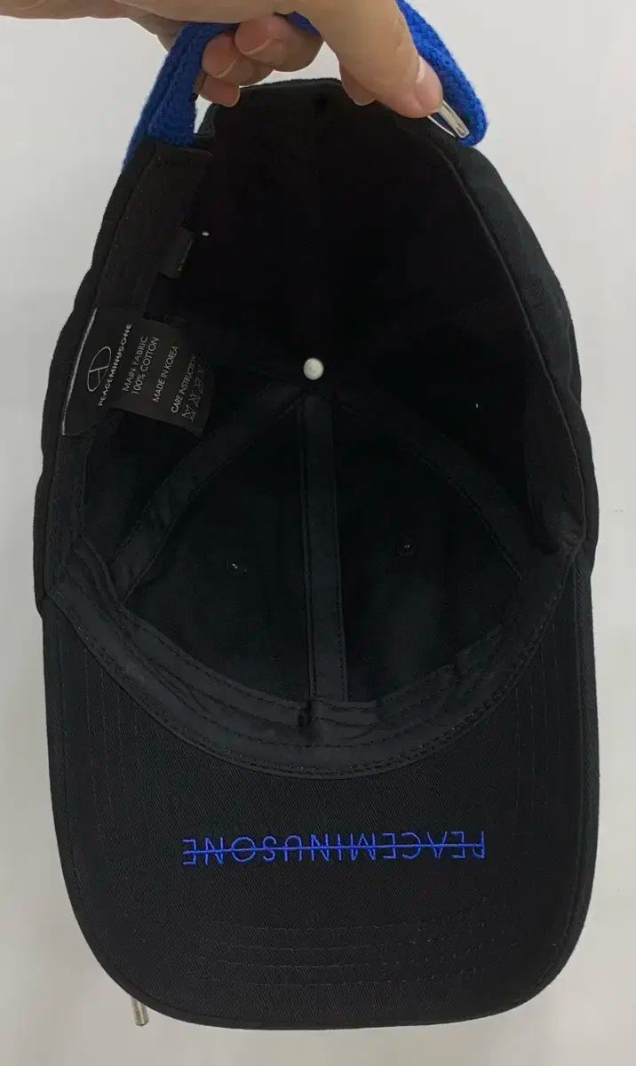 PEACEMINUSONE 黒キャップ 赤ストラップ 即決☆正規品peaceminusone黒キャップcap赤紐ロングG-DRAGON
