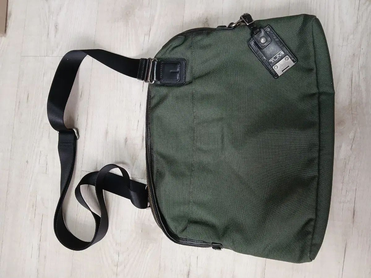 TUMI トゥミ エクスパンダブル ビジネスブリーフケース 26160D4 TUMI