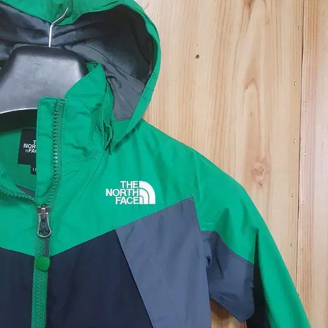 THE NORTH FACE(ザノースフェイス) キッズ ウィンドブレーカー