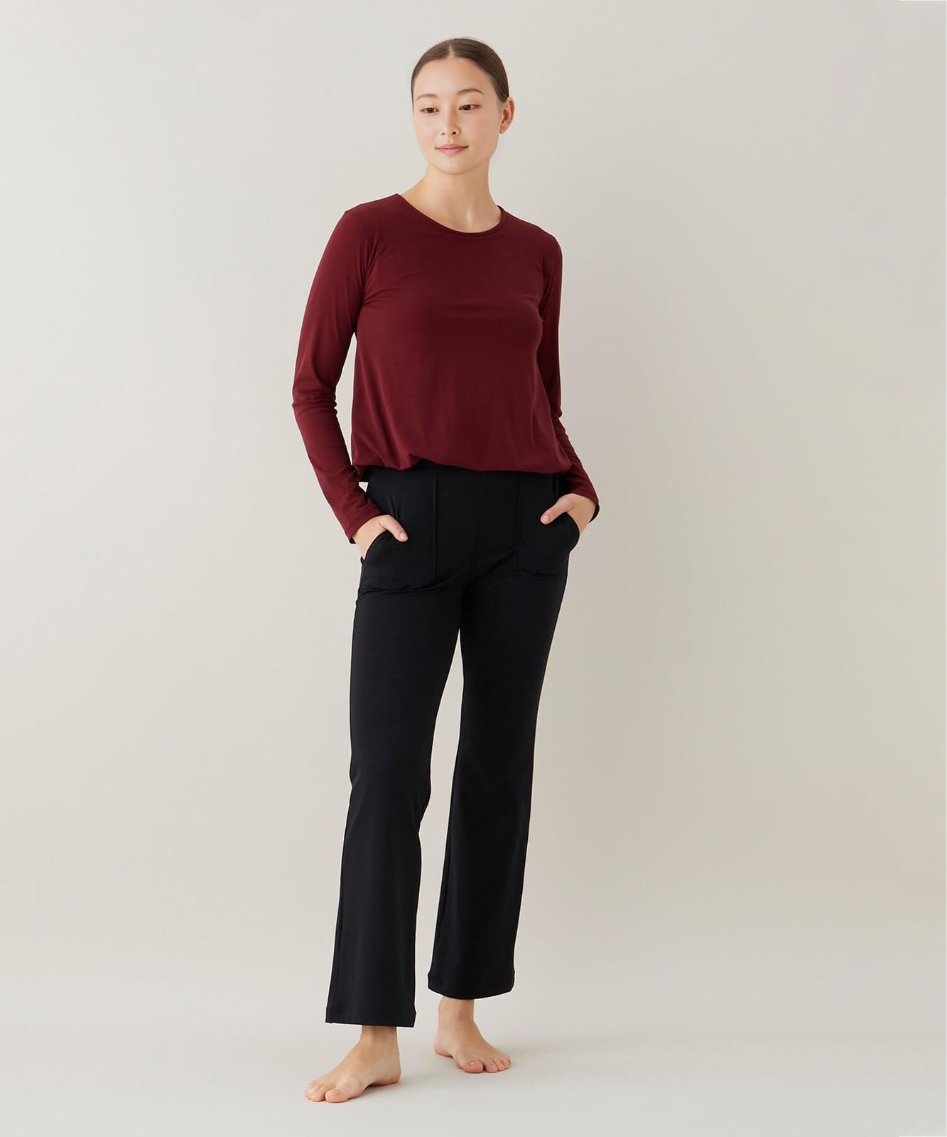 激安販売、最安価に挑戦。 suria ヨガウェア トップス スリア シャルマントップ su-b537 カップ付き フリーサイズ 長袖tシャツ レディース ピラティス トレーニングウェア