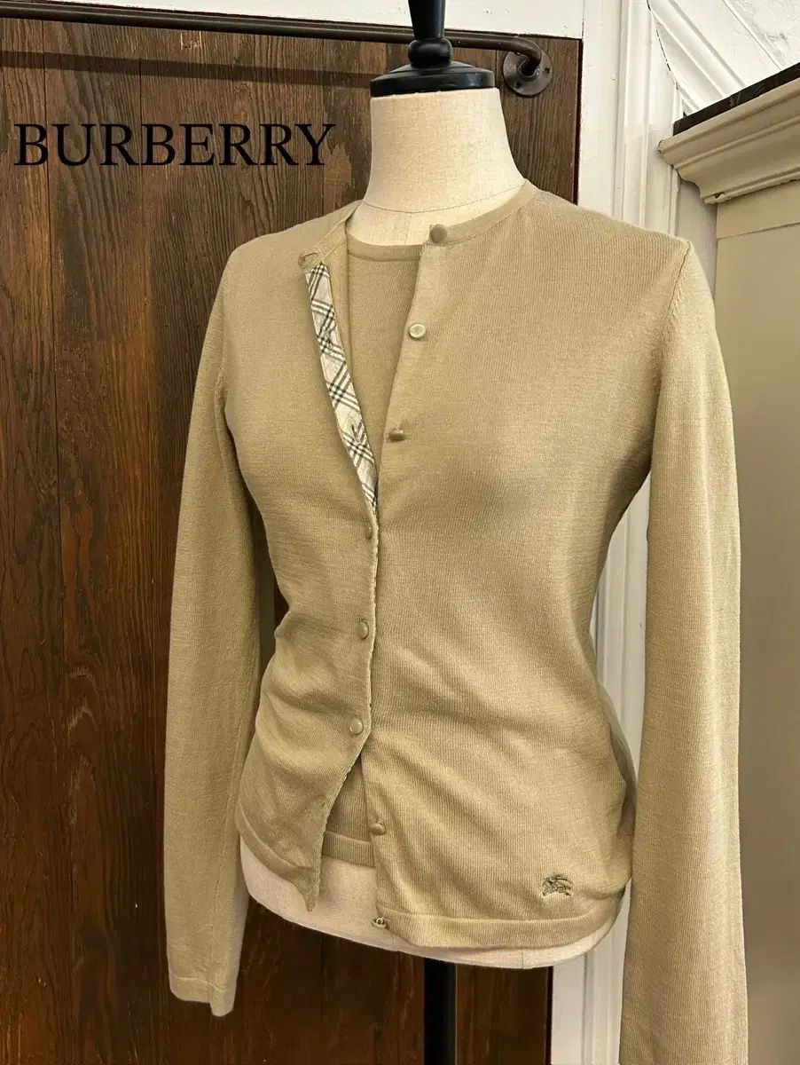 BURBERRY バーバリー ベージュ カーディガンセット アンサンブル