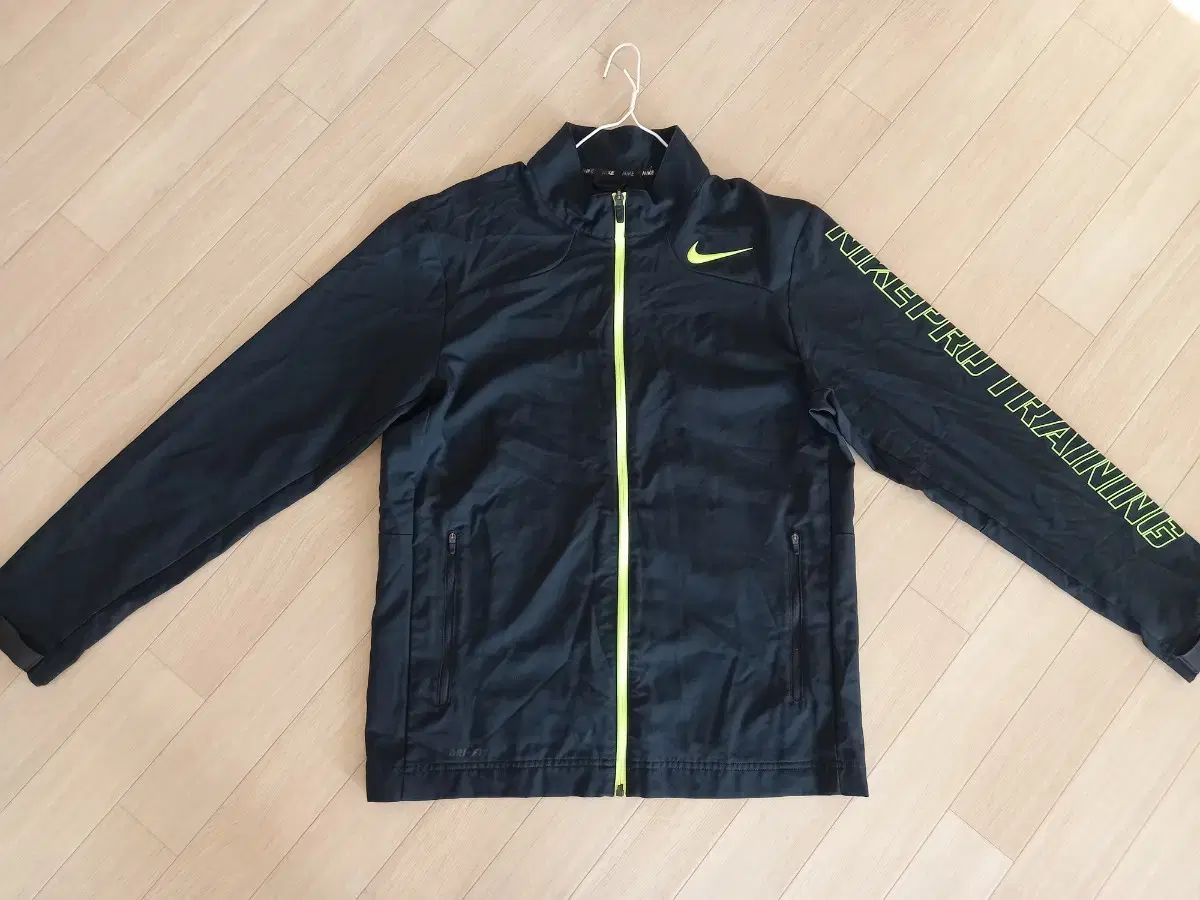 NIKE フルジップ ロゴスウェットパーカー Mサイズ ナイキ ストリート 