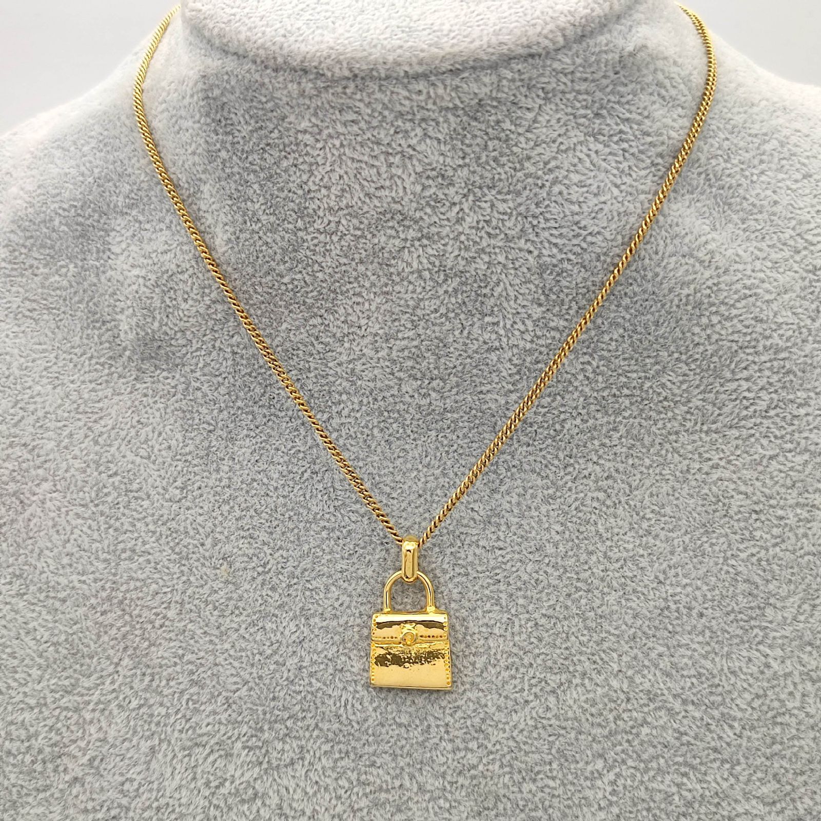 美品CELINE セリーヌ バッグモチーフネックレス ゴールドカラー CELINE 