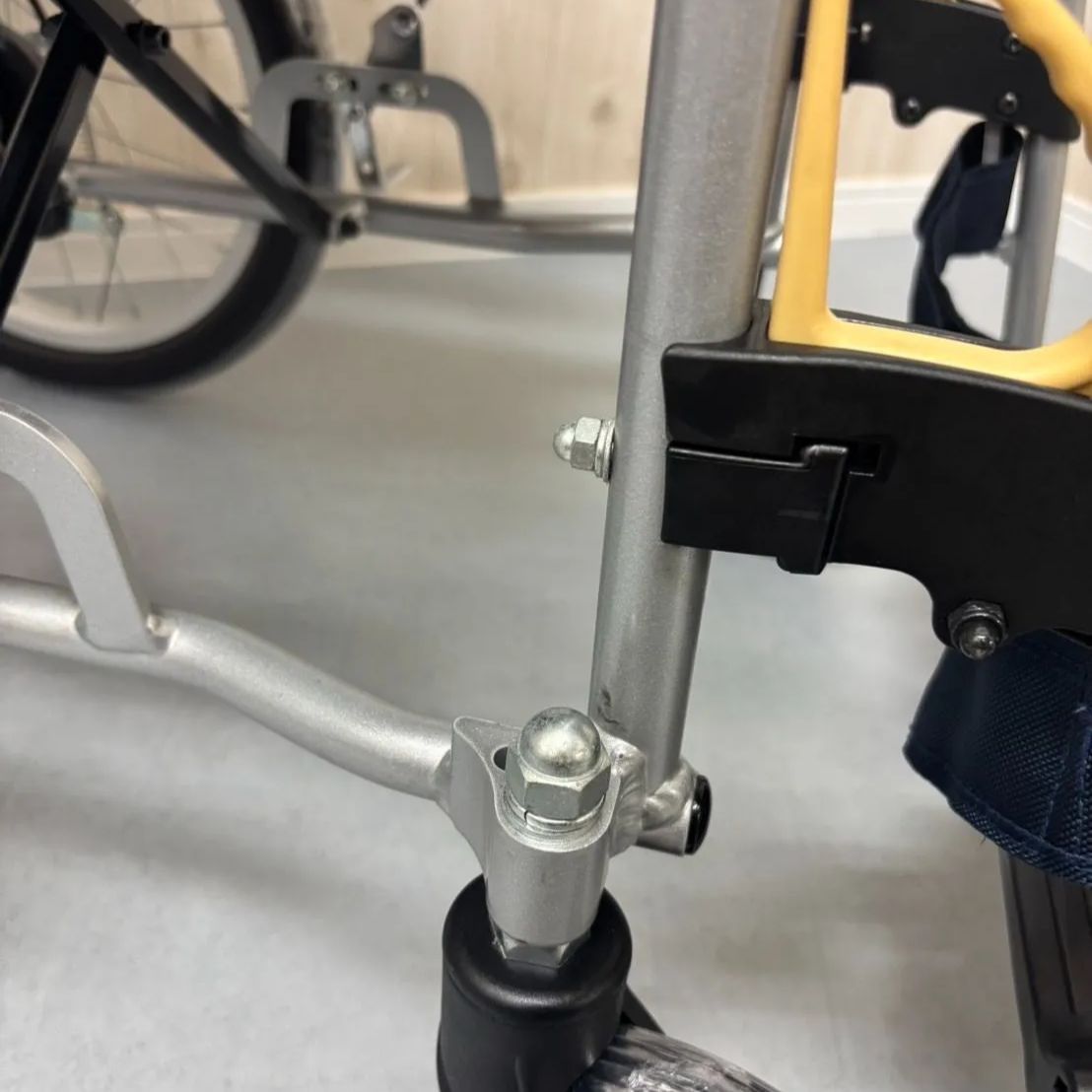 日進医療機器 介助式