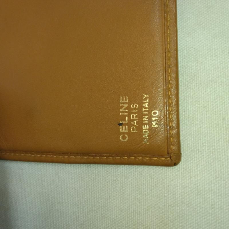 CELINE セリーヌ 二つ折り財布 マカダム キャンバス ブラウン ロゴ 楽天市場】【CELINE】セリーヌ マカダム ニつ折り財布 PVC