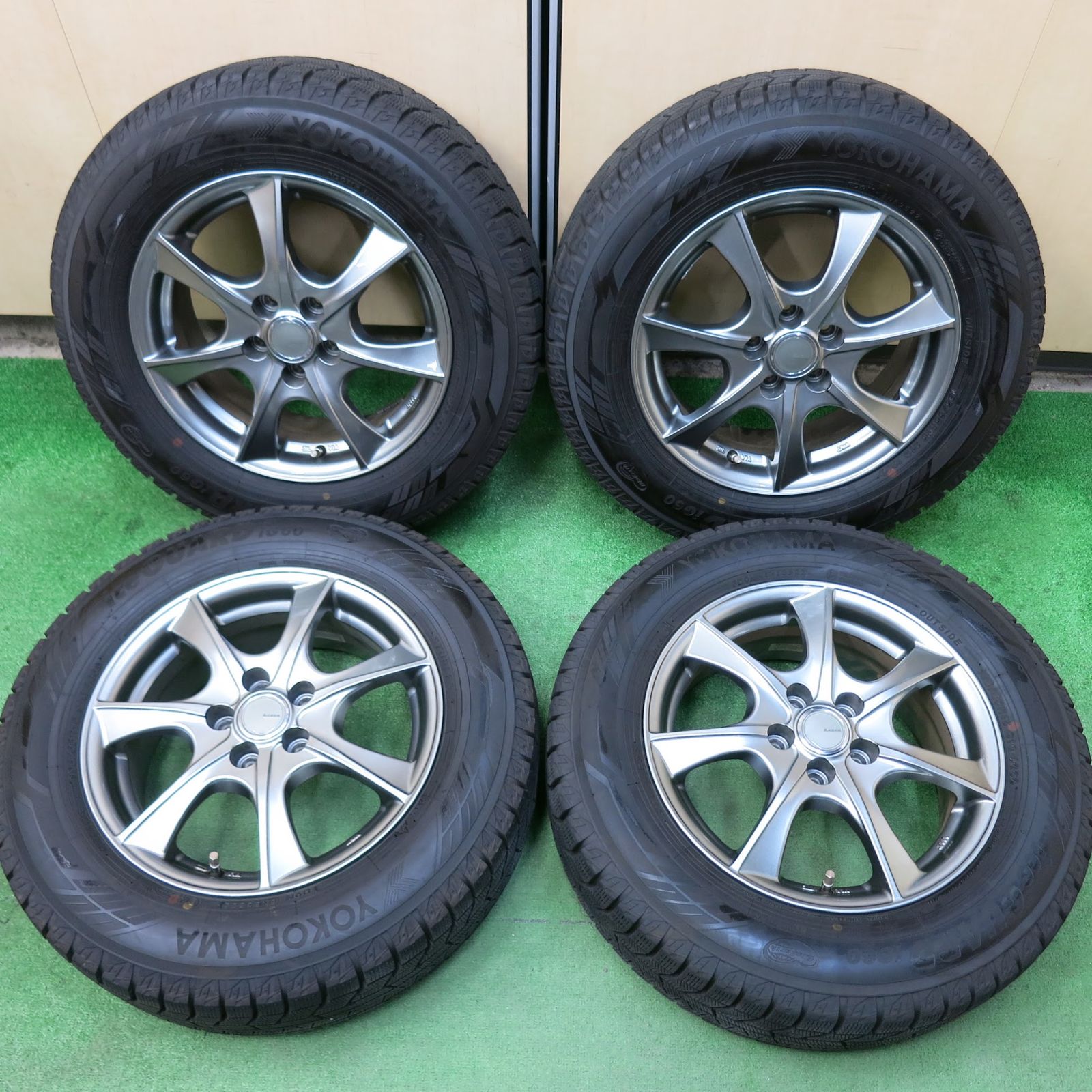 送料無料]バリ溝！22年！キレイ！ほぼ10分☆スタッドレス 195/65R15 