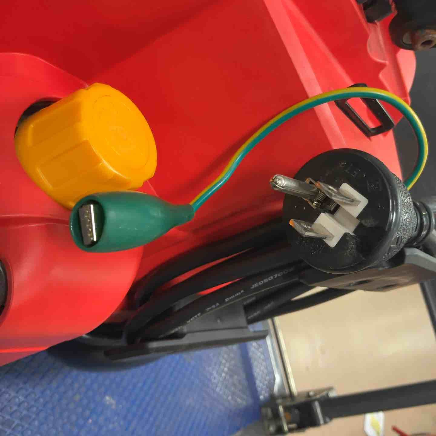 マックス MAX 高圧常圧兼用エアコンプレッサ AK-HL1301E 草加店 HRDEVELOPMENT_JP