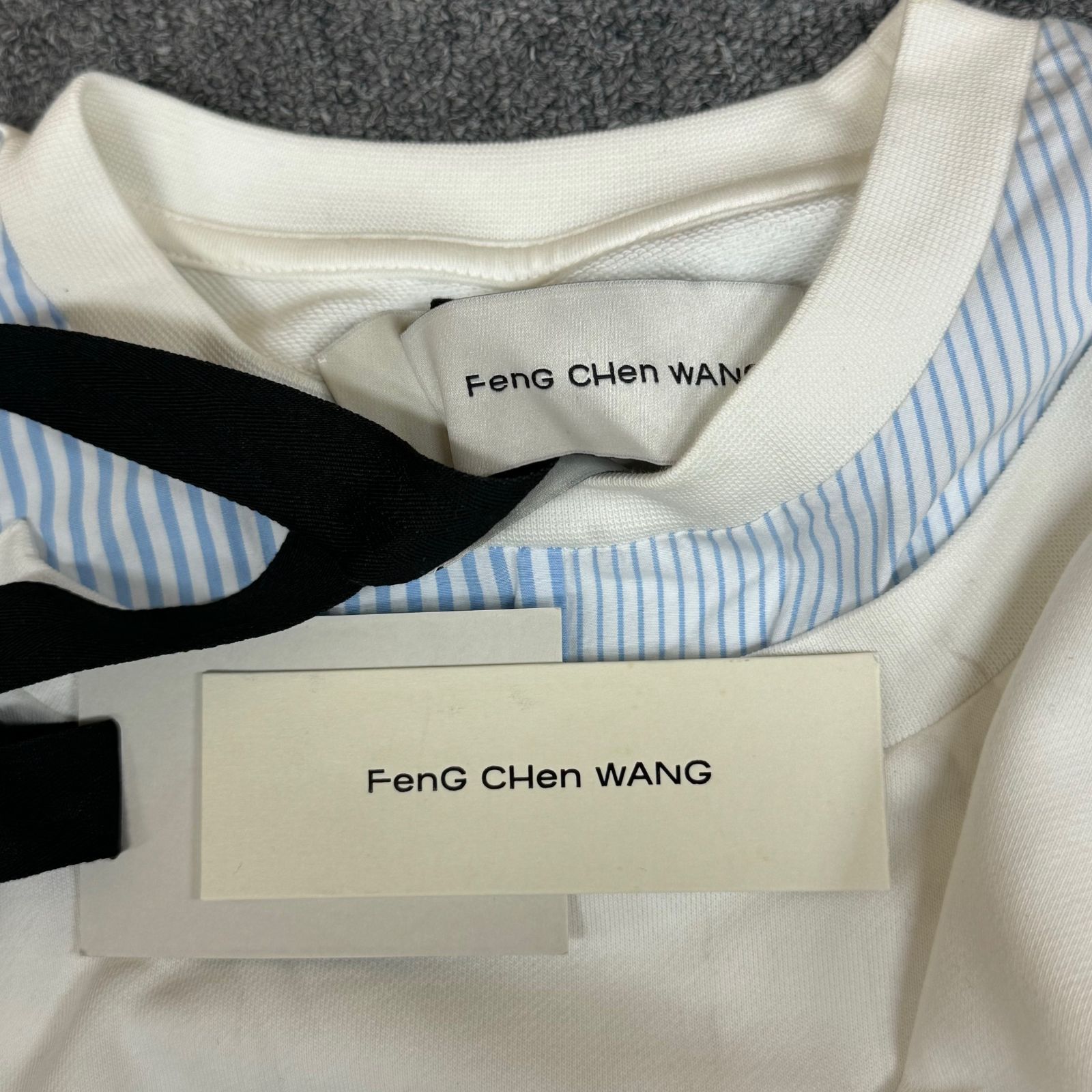 定価53900円 新品 Feng Chen Wang LAYERED STRIPE SWEATER シャツ 切替 ドッキング 再構築 スウェット  フェンチェンワン ホワイト S FMS15SS04 60575A7 - メルカリ