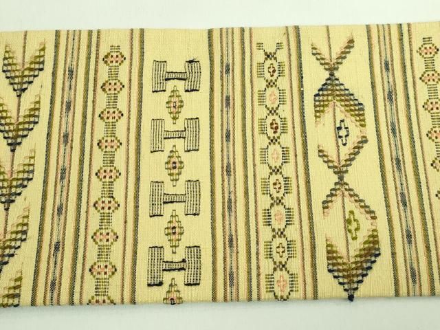 平和屋着物□極上 本場琉球 読谷山花織 紬地 九寸名古屋帯 桑染色地