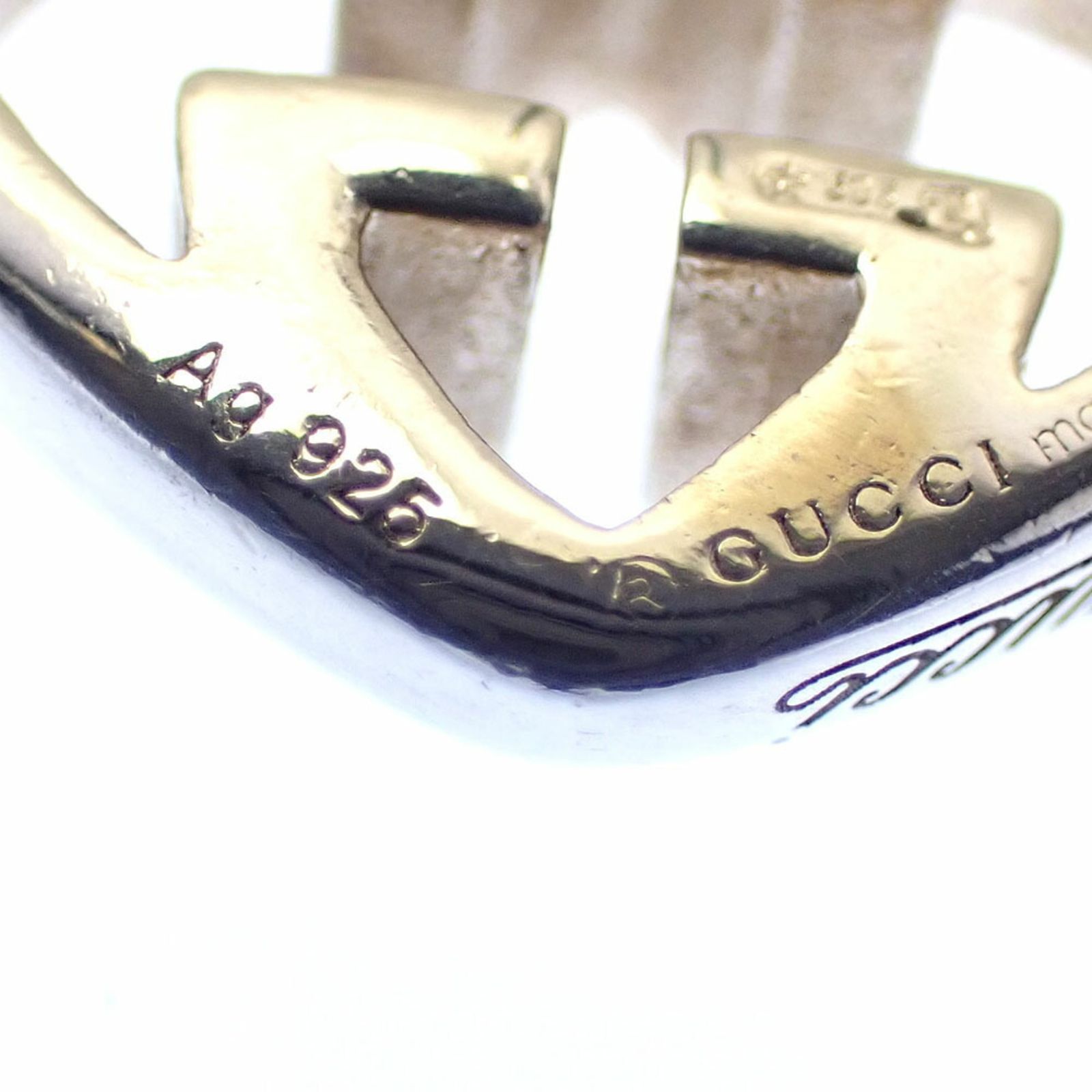 インターロッキングG ピアス