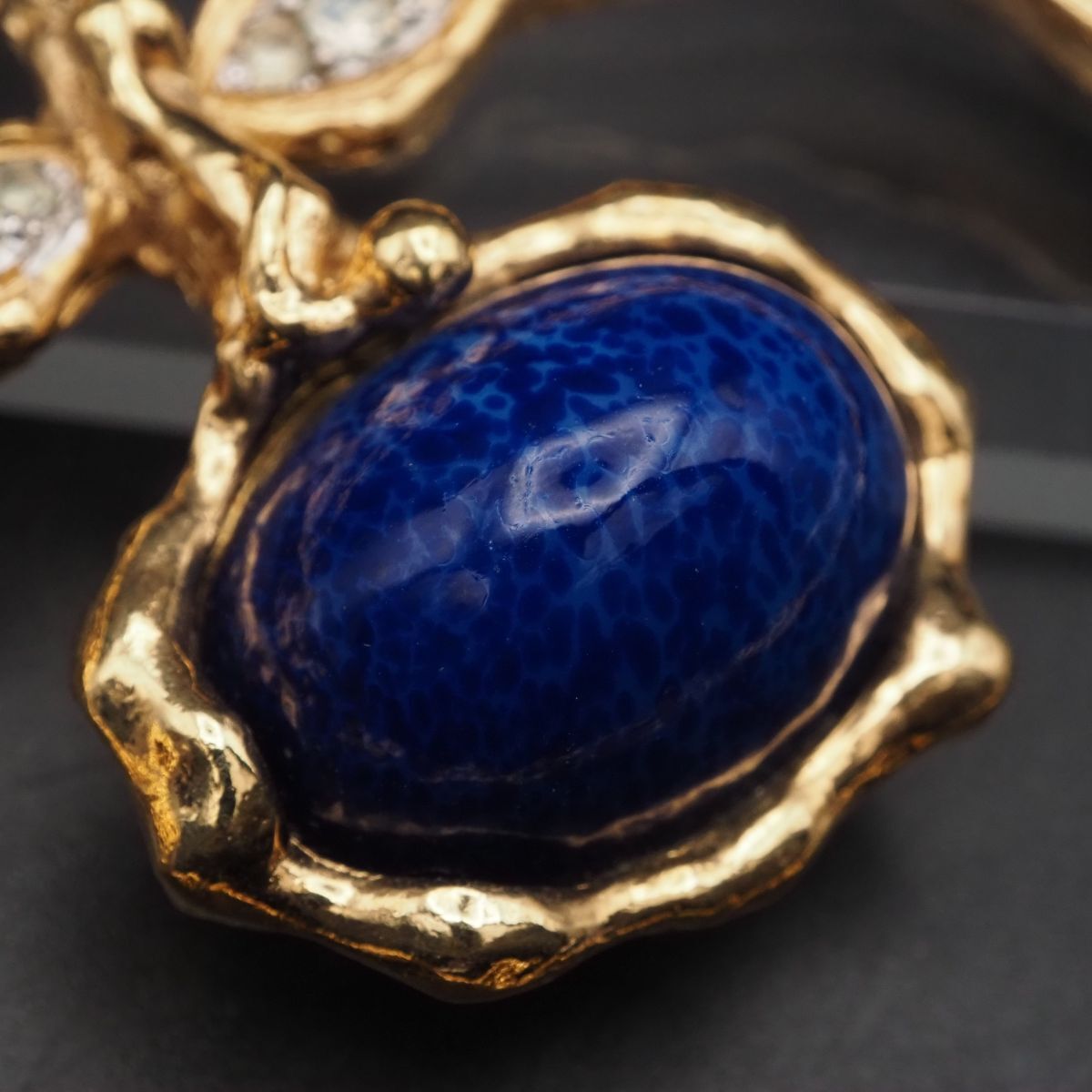 デザイン チャーム