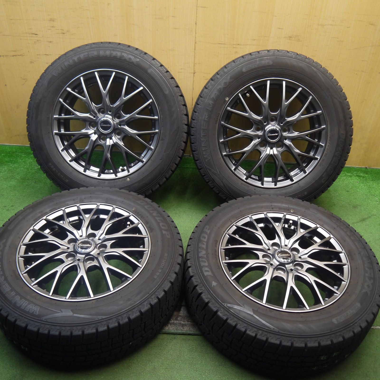 バリ溝 キレイ 9.5分 スタッドレス 205 65R16 ダンロップ ウインターマックス WM02 Exceeder エクシーダー 16インチ PCD114.3 5H 5092907Hス